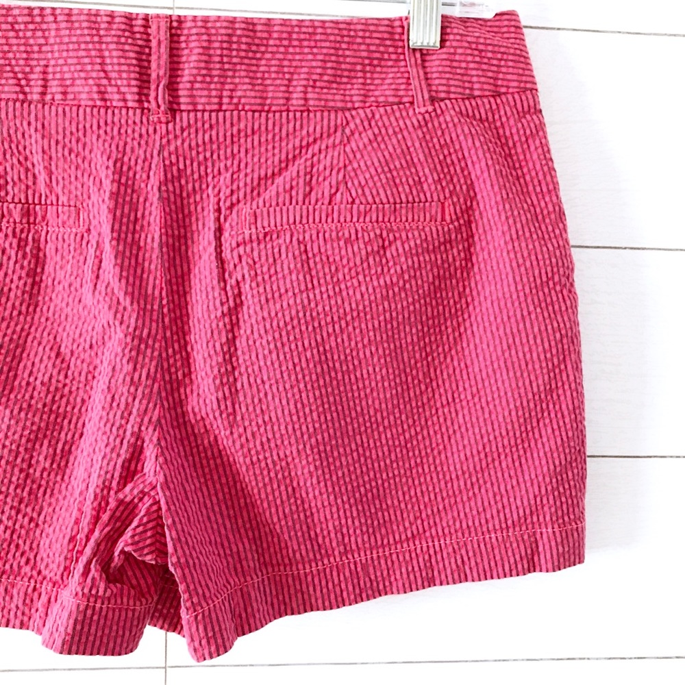 ❌SOLD❌ LOFT Red Blue Striped Seersucker Shorts - Picture 8 of 8